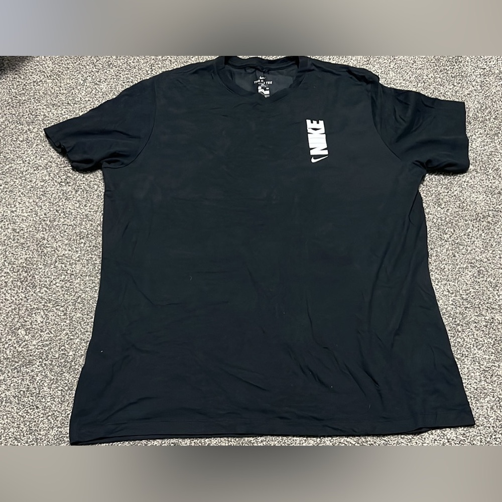 Men’s 2X Nike T-Shirt